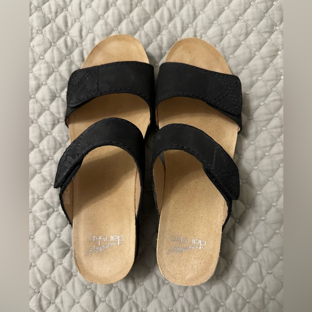 Pre-owned Dansko Maddy Slip-on Wedge Sandal in Black